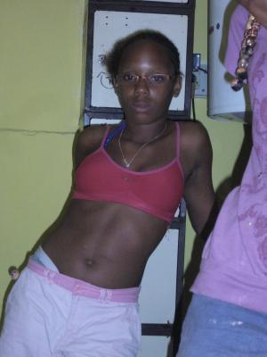 ,.-~*'���'*�~-.�-, ShaSha ,.-~*'���'*�~-.�-,